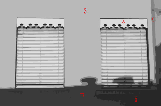 Echelle de valeurs de gris sur une photo de fenêtres