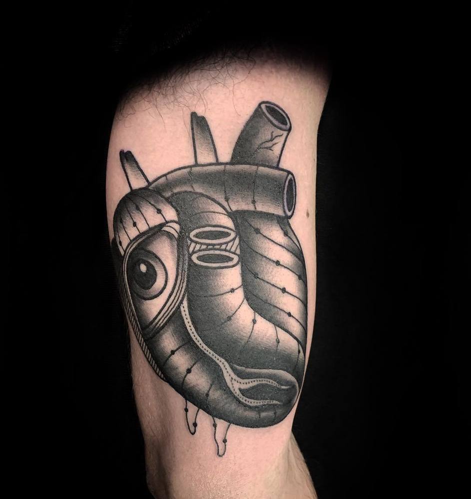 Tatouage Pietro Sedda (tatoueur)